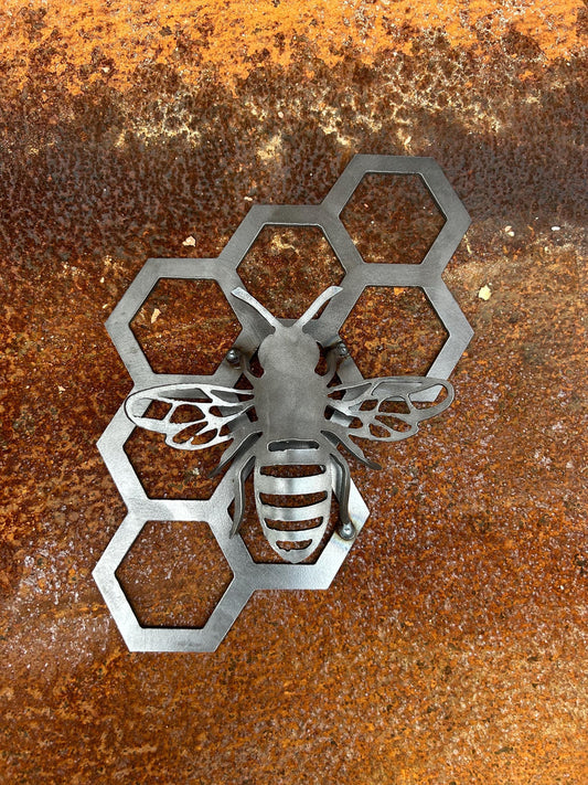 Honey The Bee - Steel Wall Art Rusty Metal Bee Save The Bees Gift Set Mothers Day