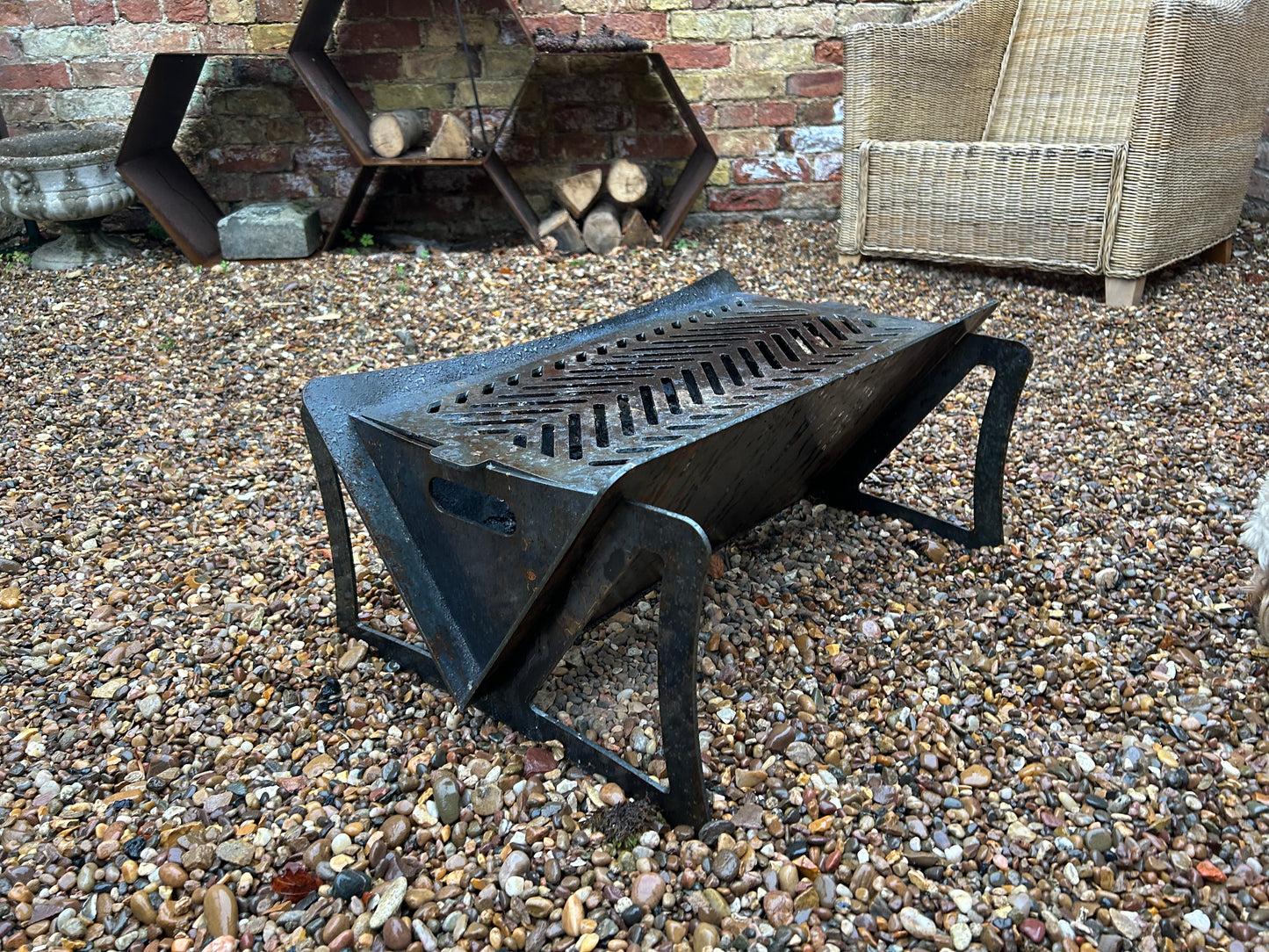 Jack - Flat Pack Steel Fire Pit & BBQ - Portable/Collapsible