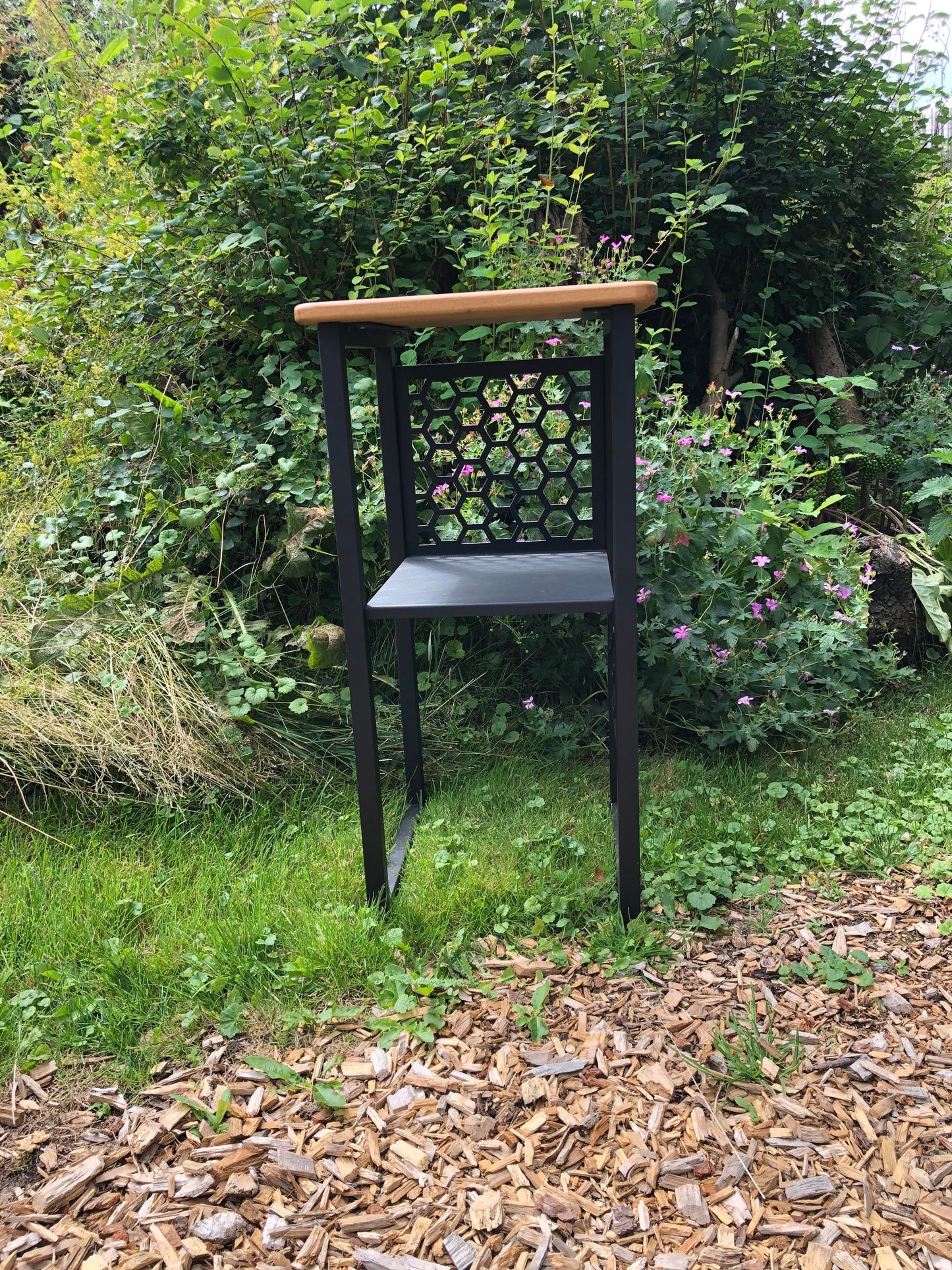 Steel Bee Side Table/ home decor/ furniture/ living room/ bedroom/ save the bees/ bee lover/ honey bee.