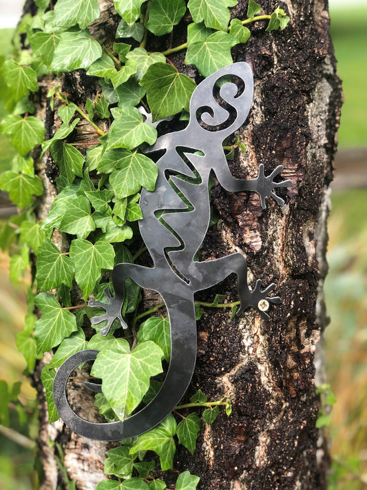 Steel Gecko . Lizard . Garden Decor . Garden Art . Steel Artwork.