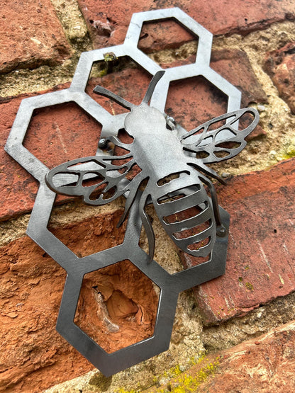 Honey The Bee - Steel Wall Art  Rusty Metal Bee  Save The Bees   Gift Set  Mothers Day